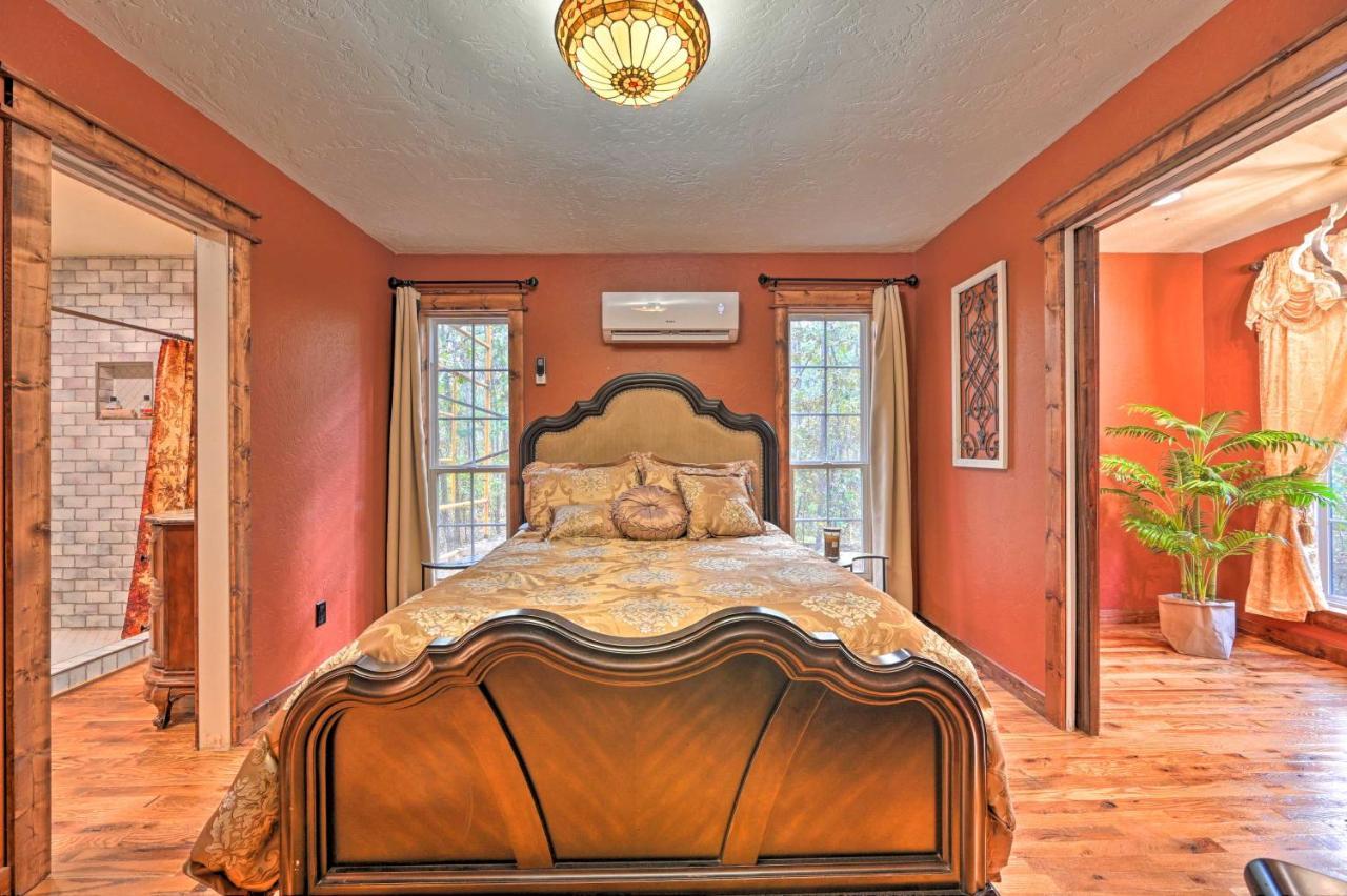 Tudor-Style Broken Bow Cottage With Hot Tub And Decks! Stephens Gap Εξωτερικό φωτογραφία