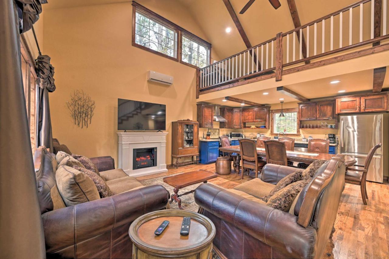 Tudor-Style Broken Bow Cottage With Hot Tub And Decks! Stephens Gap Εξωτερικό φωτογραφία