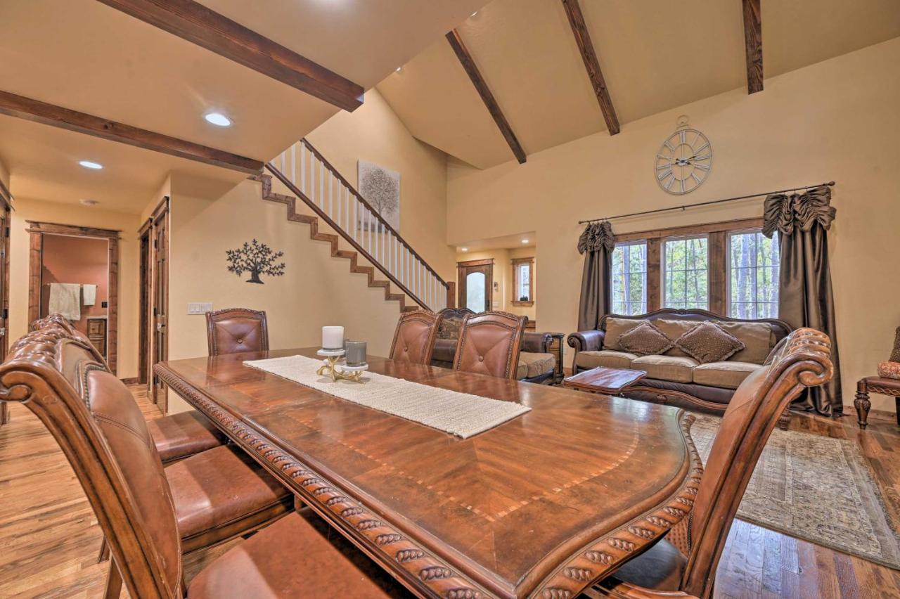 Tudor-Style Broken Bow Cottage With Hot Tub And Decks! Stephens Gap Εξωτερικό φωτογραφία