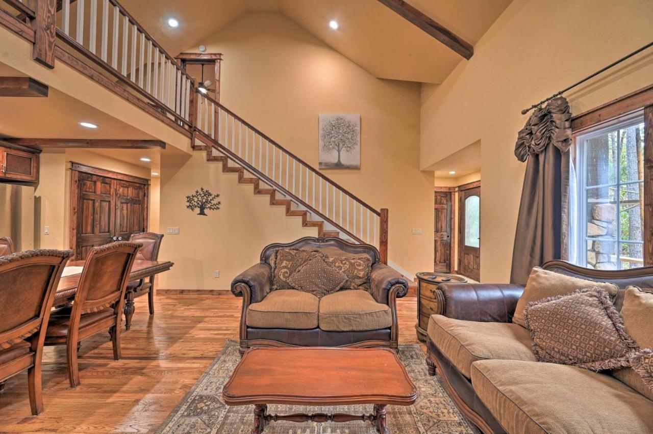Tudor-Style Broken Bow Cottage With Hot Tub And Decks! Stephens Gap Εξωτερικό φωτογραφία