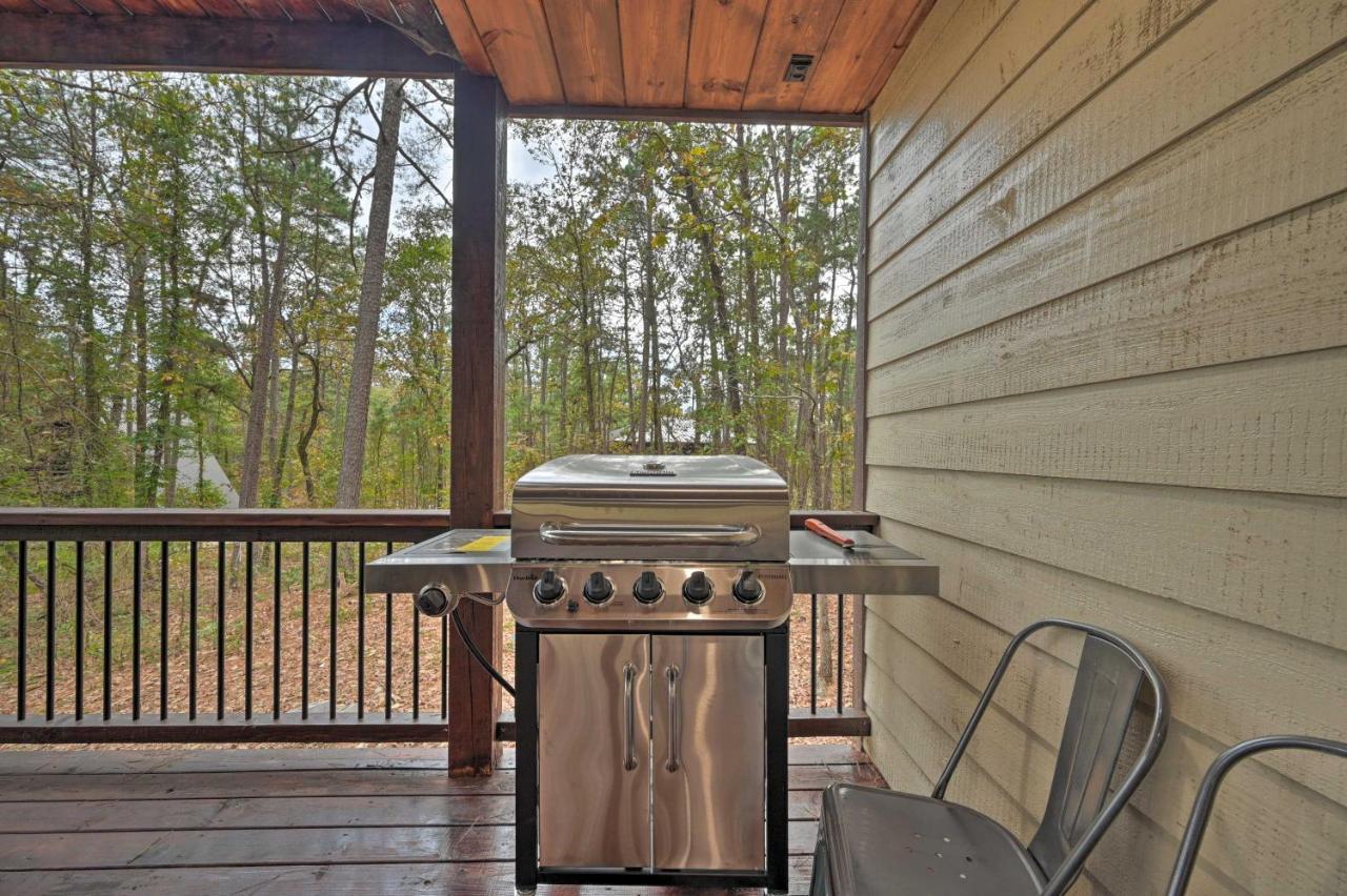 Tudor-Style Broken Bow Cottage With Hot Tub And Decks! Stephens Gap Εξωτερικό φωτογραφία