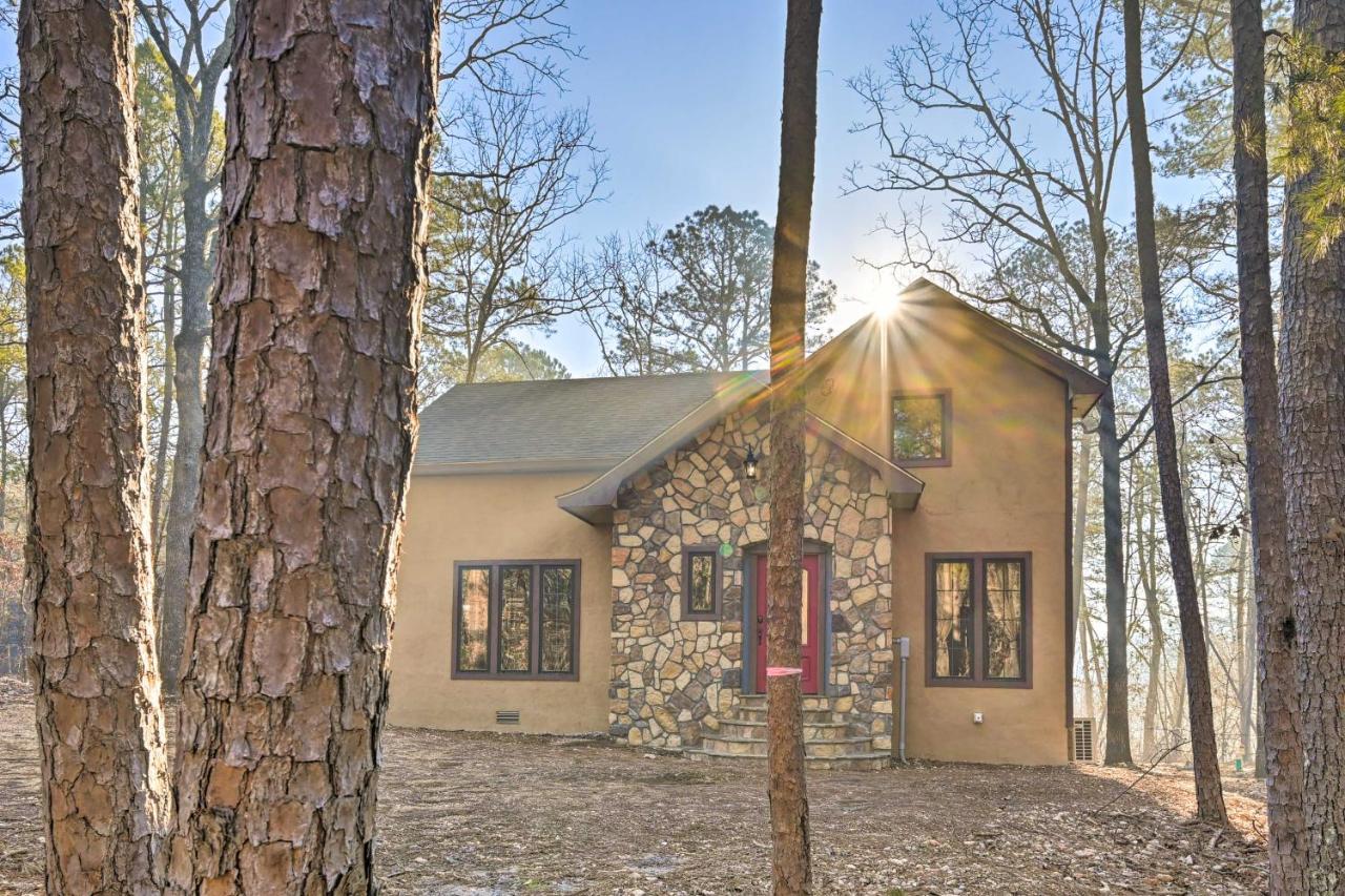 Tudor-Style Broken Bow Cottage With Hot Tub And Decks! Stephens Gap Εξωτερικό φωτογραφία