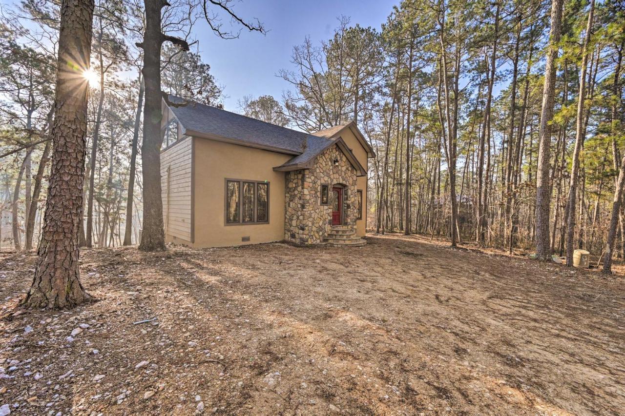 Tudor-Style Broken Bow Cottage With Hot Tub And Decks! Stephens Gap Εξωτερικό φωτογραφία
