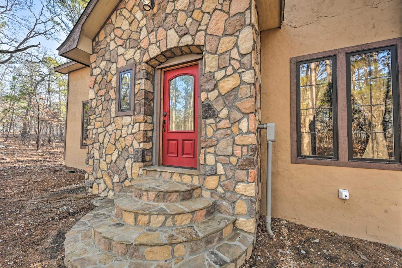 Tudor-Style Broken Bow Cottage With Hot Tub And Decks! Stephens Gap Εξωτερικό φωτογραφία